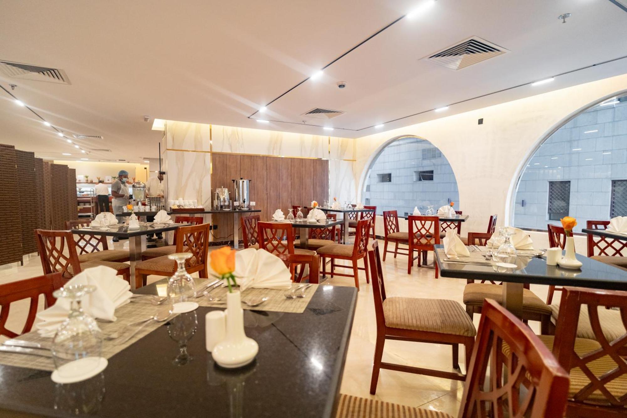 Emaar Elite Al Madina Hotel マディーナ エクステリア 写真